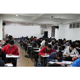 云南公務(wù)員培訓(xùn)機構(gòu)與精英教育 助力考生成功上岸